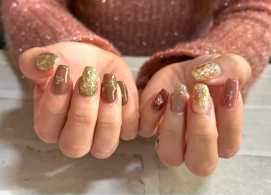 ミディアム 2DY NAIL SALONのネイルデザイン