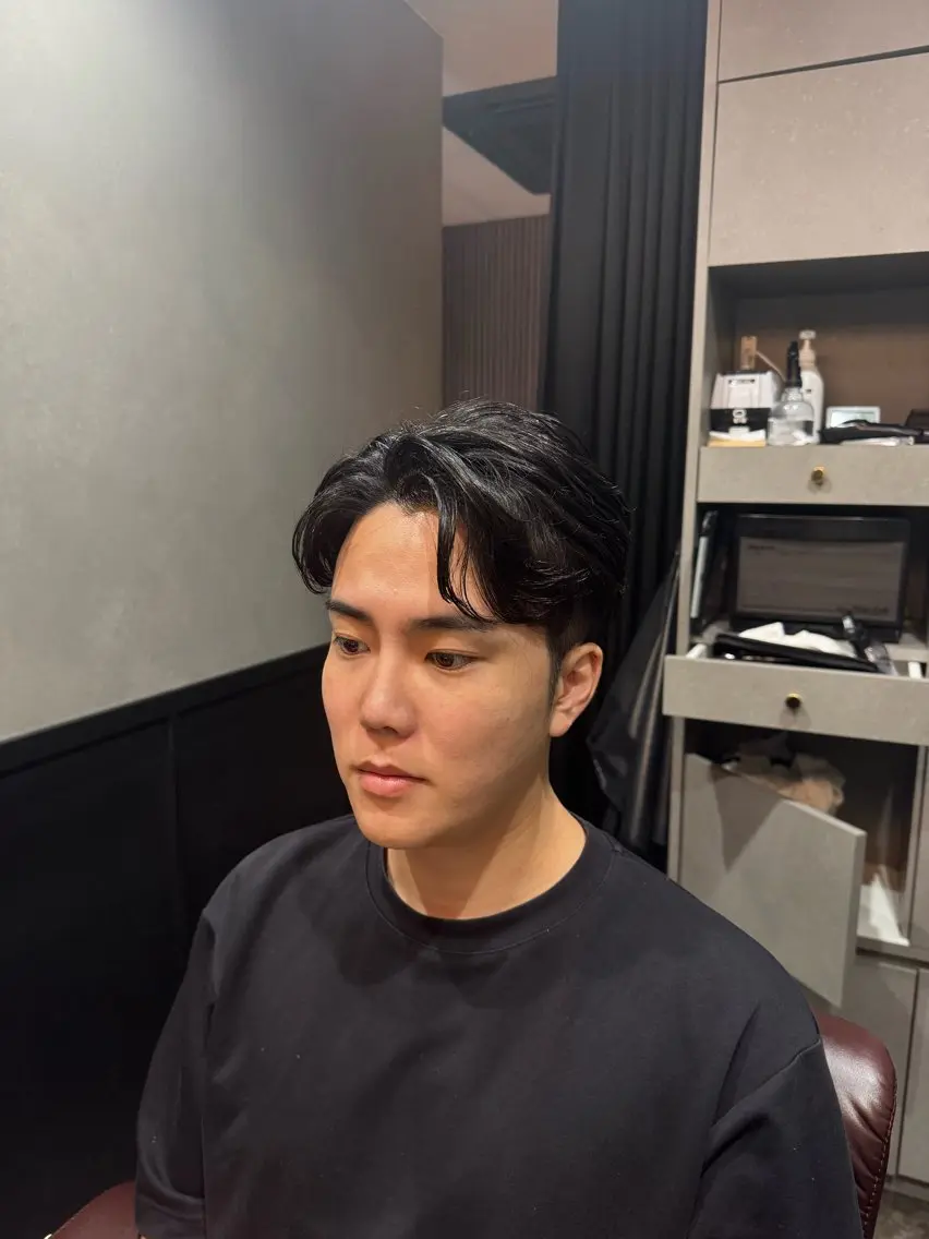 ミディアム ヒロ銀座 池山充のヘアスタイル