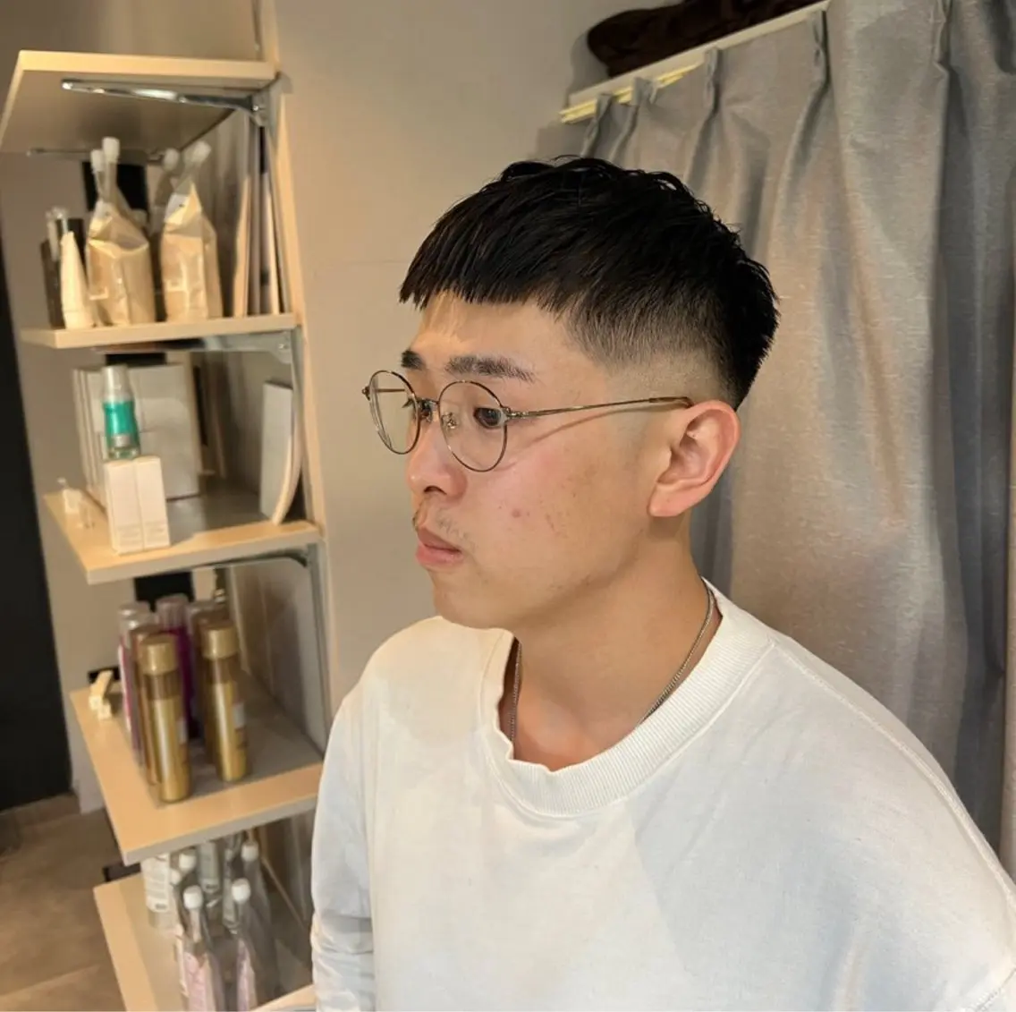 メンズ 刈り上げ カット 恵比寿韓国レイヤー× 艶透明感カラー大場のヘアスタイル