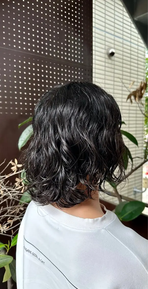ミディアム パーマ 新屋敷 拓大のヘアスタイル