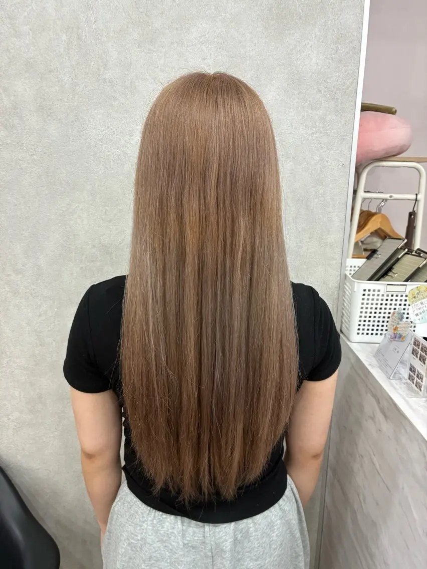 ロング 佐藤 琴海のヘアスタイル
