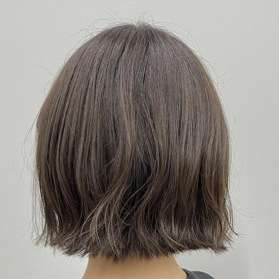 ショート カラー ハイレイヤー/顔周り /レイヤーカットのヘアスタイル
