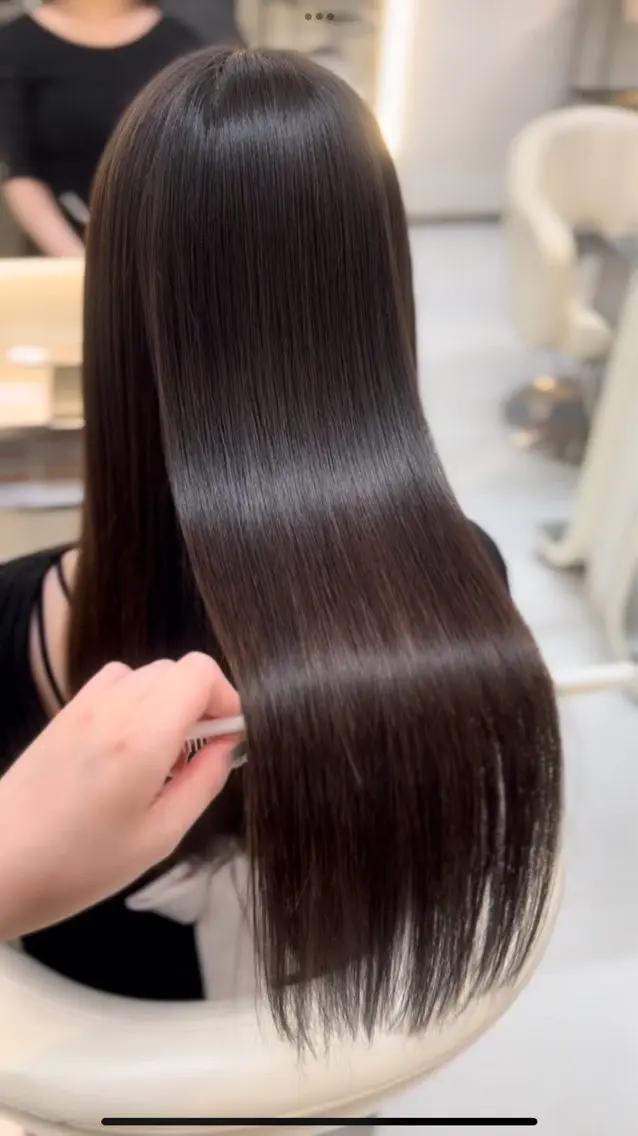セミロング 縮毛矯正 涼音 🫧前髪お助け美容師のヘアスタイル