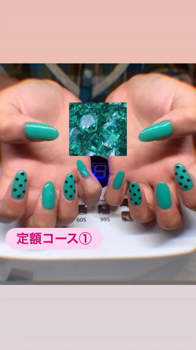 ネイル TRU新宿南口店 🌈 AKARI🌈のネイルデザイン