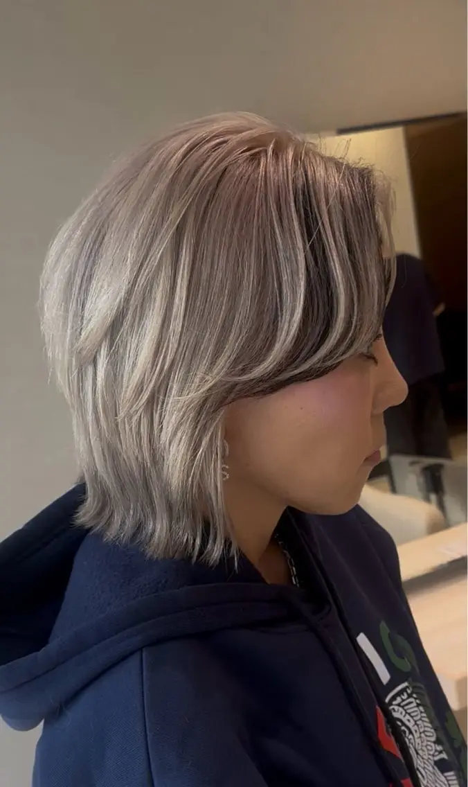 ミディアム カラー ブリーチ🎨デザイン カラー/れいじ🩶のヘアスタイル