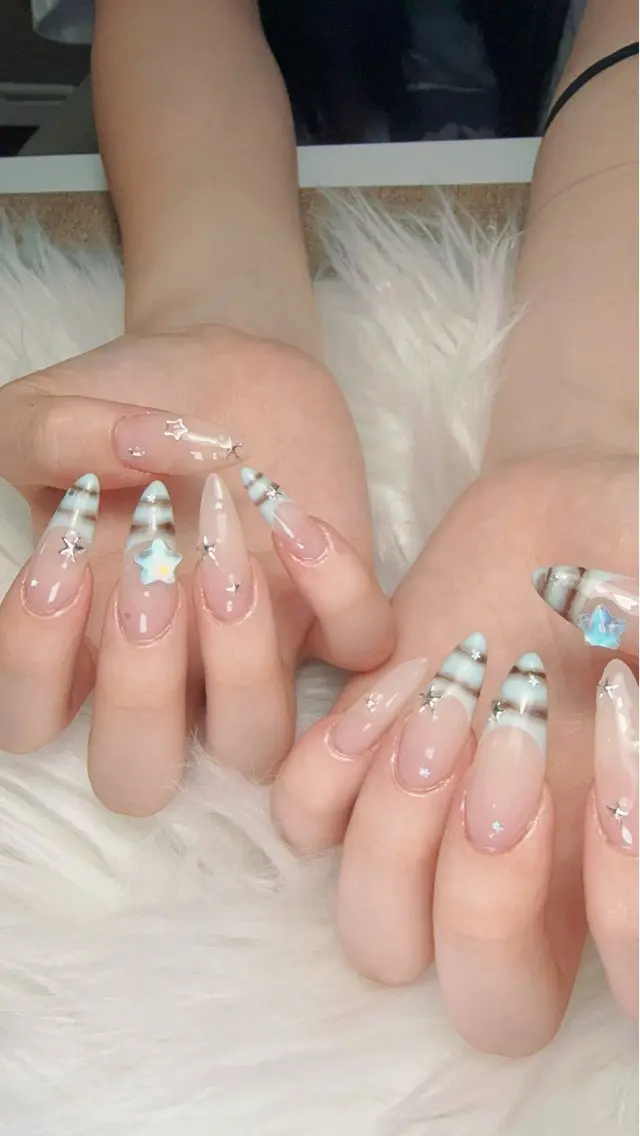 ネイル W·mai nail 関内のネイルデザイン