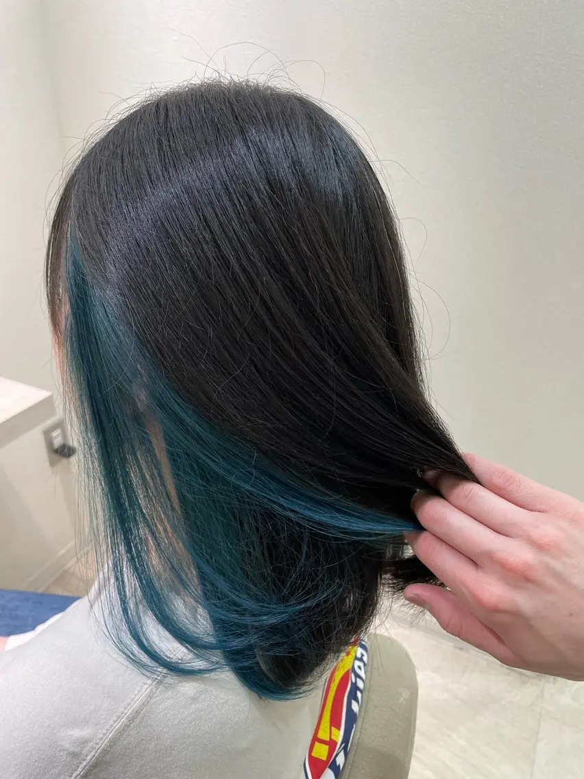 ミディアム カット ヘアカラー 田中 郁也のヘアスタイル
