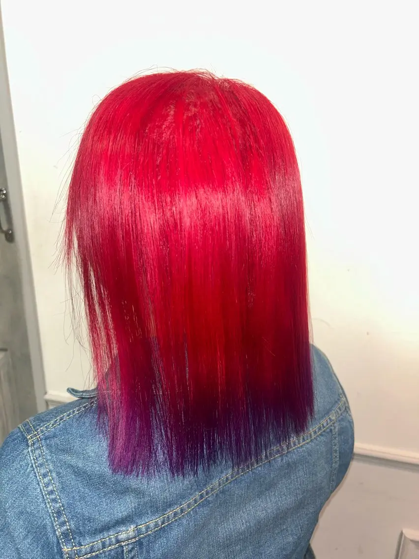 ミディアム カラー デザインカラー パープルカラー ヘアカラー デザインカラー🌈 メイク💄ヒカリ🌟のヘアスタイル