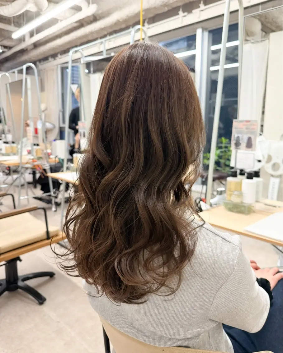 ロング カラー イルミナカラー オレンジ ヘアカラー トリートメント 透明感カラー ブリーチ/ 大村勇人のヘアスタイル