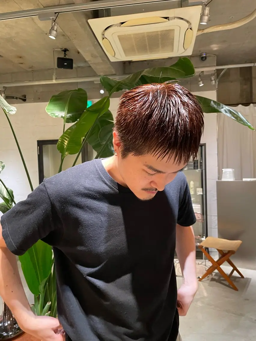 カラー メンズ ブラウンカラー オレンジ ヘアカラー 尾上 勇気のヘアスタイル