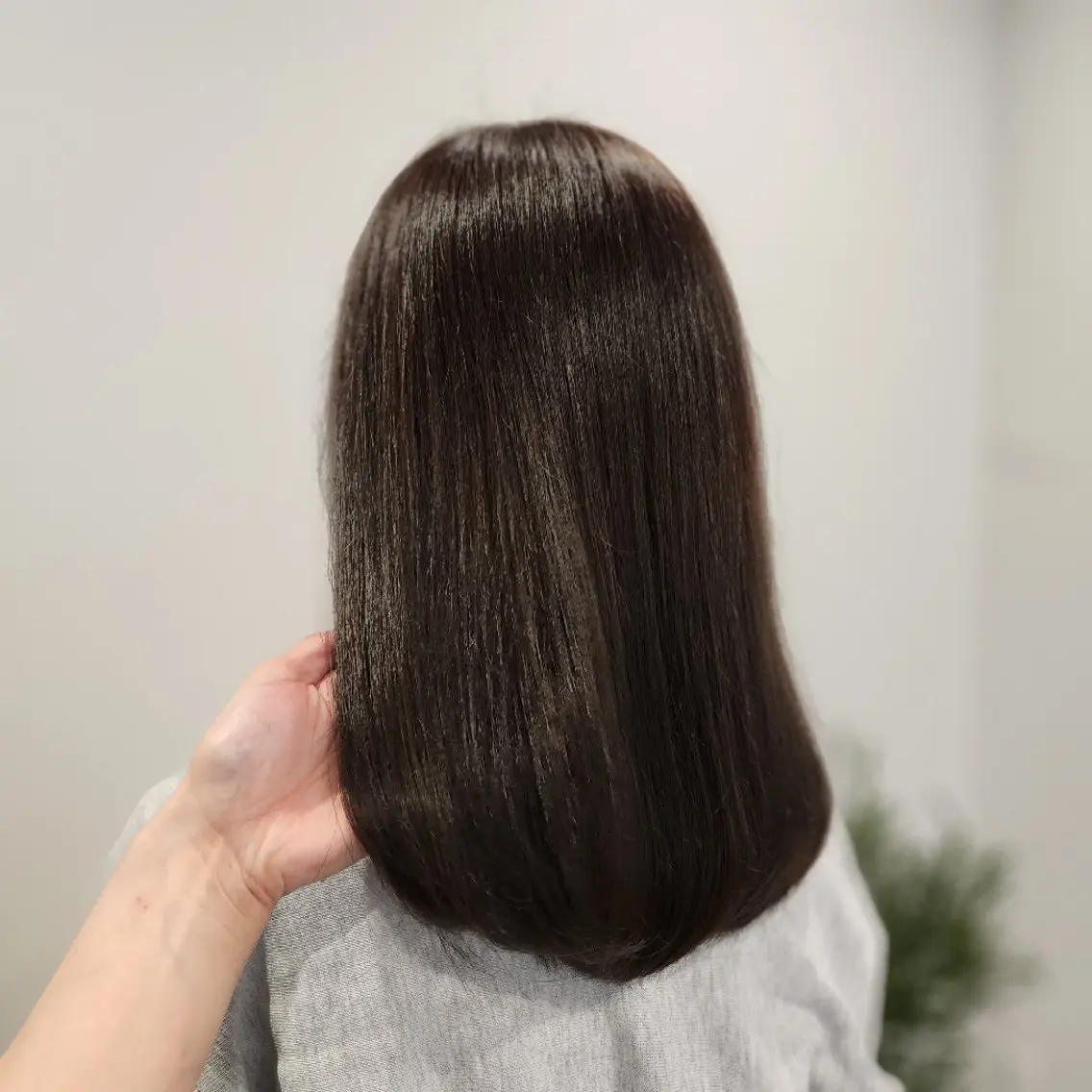 セミロング カラー ダークグレー ダークグレージュ グレージュ シールエクステ🎀 ホシノ🕒ユウカのヘアスタイル