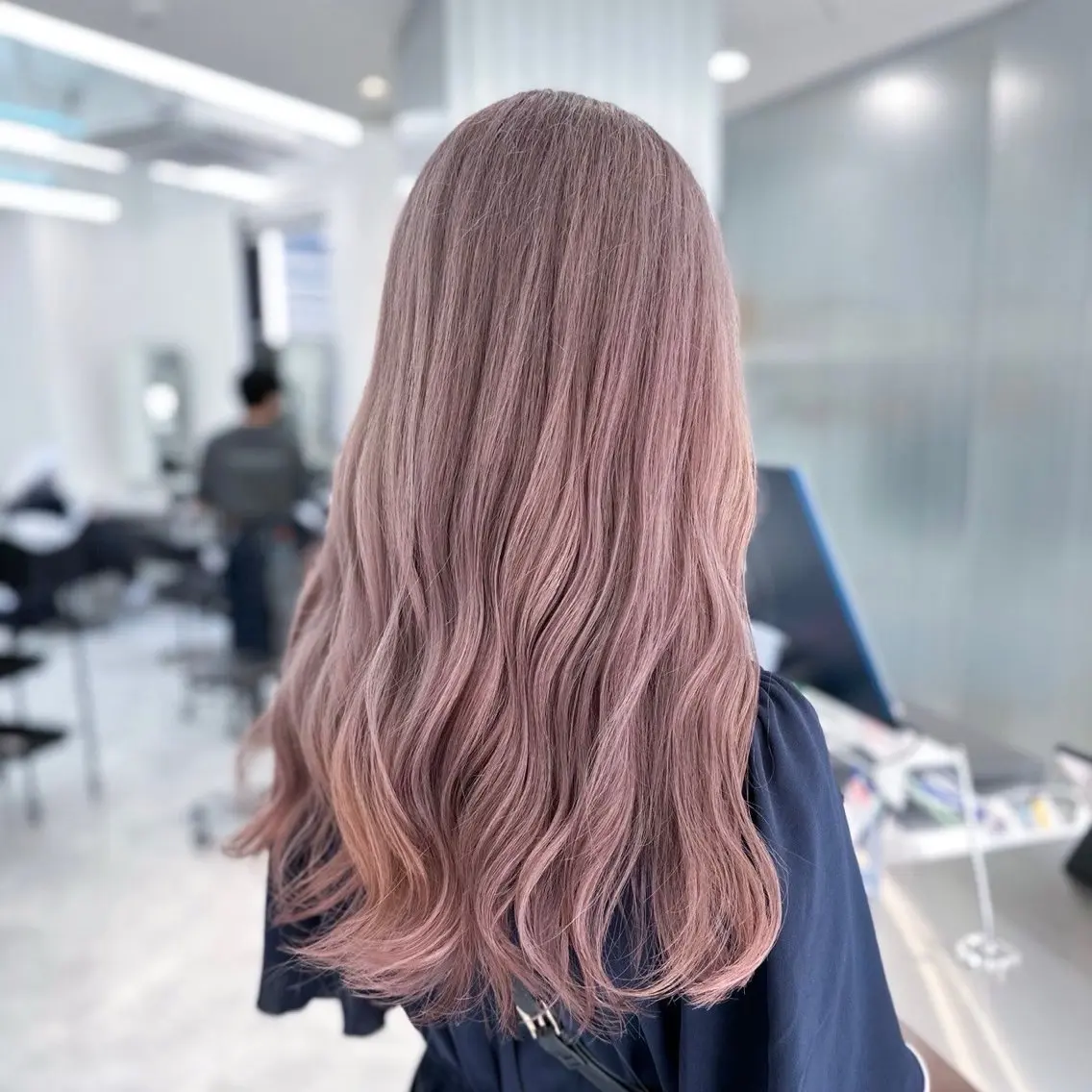 カラー ミルクティー・透明感 🏹REN🏹のヘアスタイル
