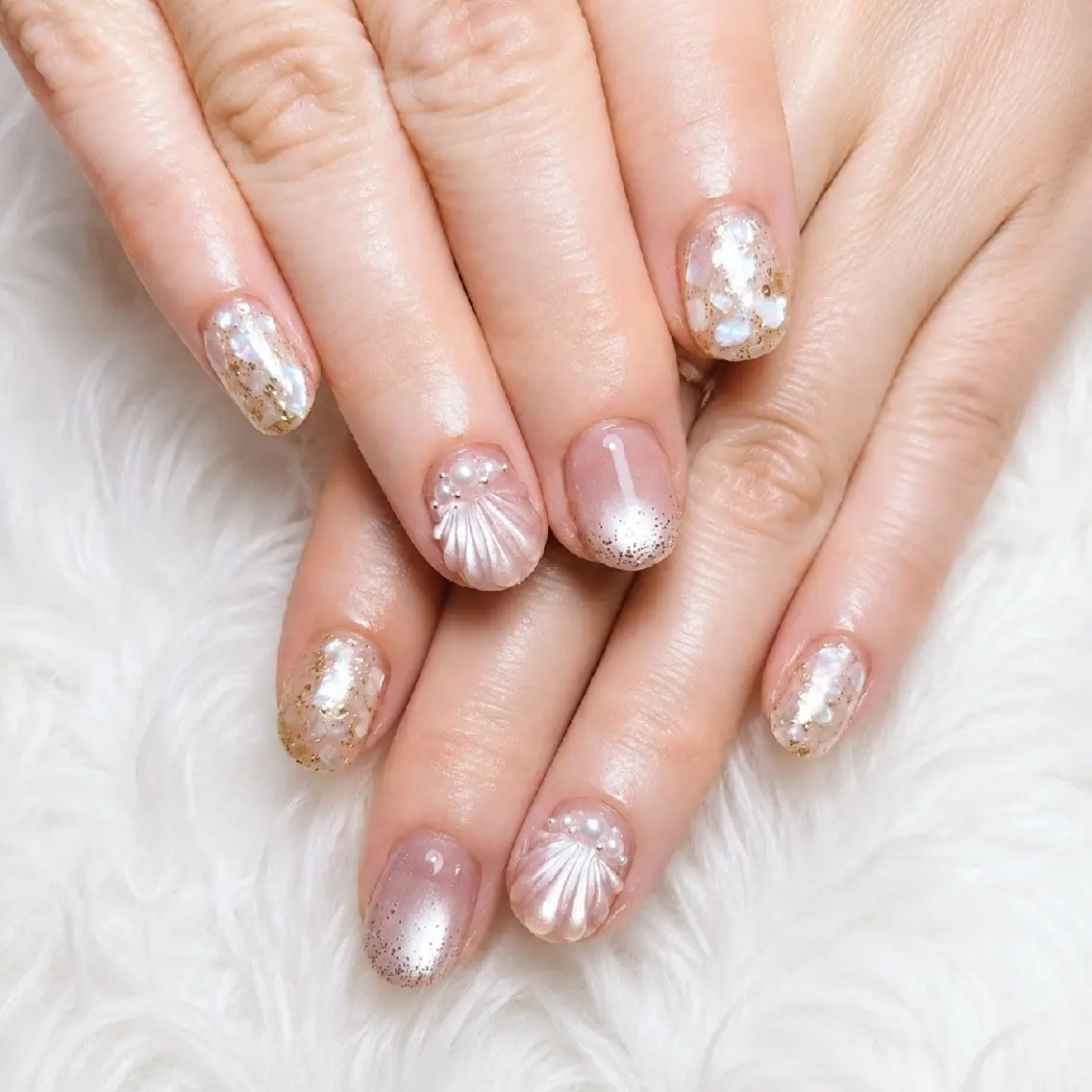 ネイル キラキラネイル ラメ(グリッター) ピンク ハンドネイル WB,nail 🤍 KOKORO のネイルデザイン