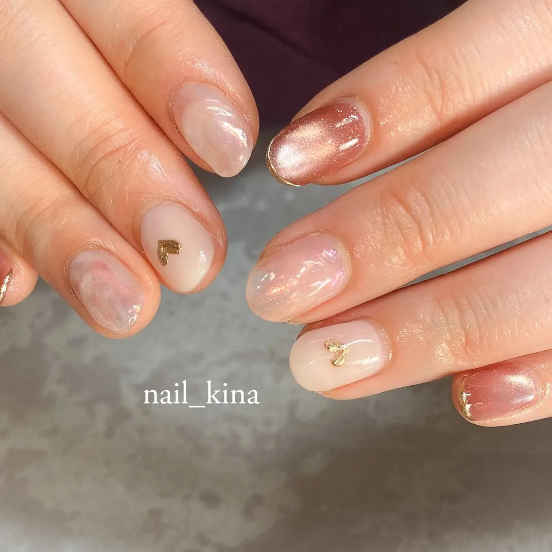 ネイル マグネットネイル ミラーネイル ニュアンスネイル オフィスネイル ピンク nail_ kinaのネイルデザイン