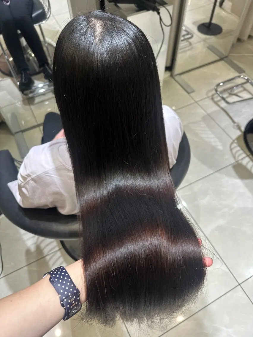 ロング 縮毛矯正 韓国ヘア🤍 Mikuのヘアスタイル