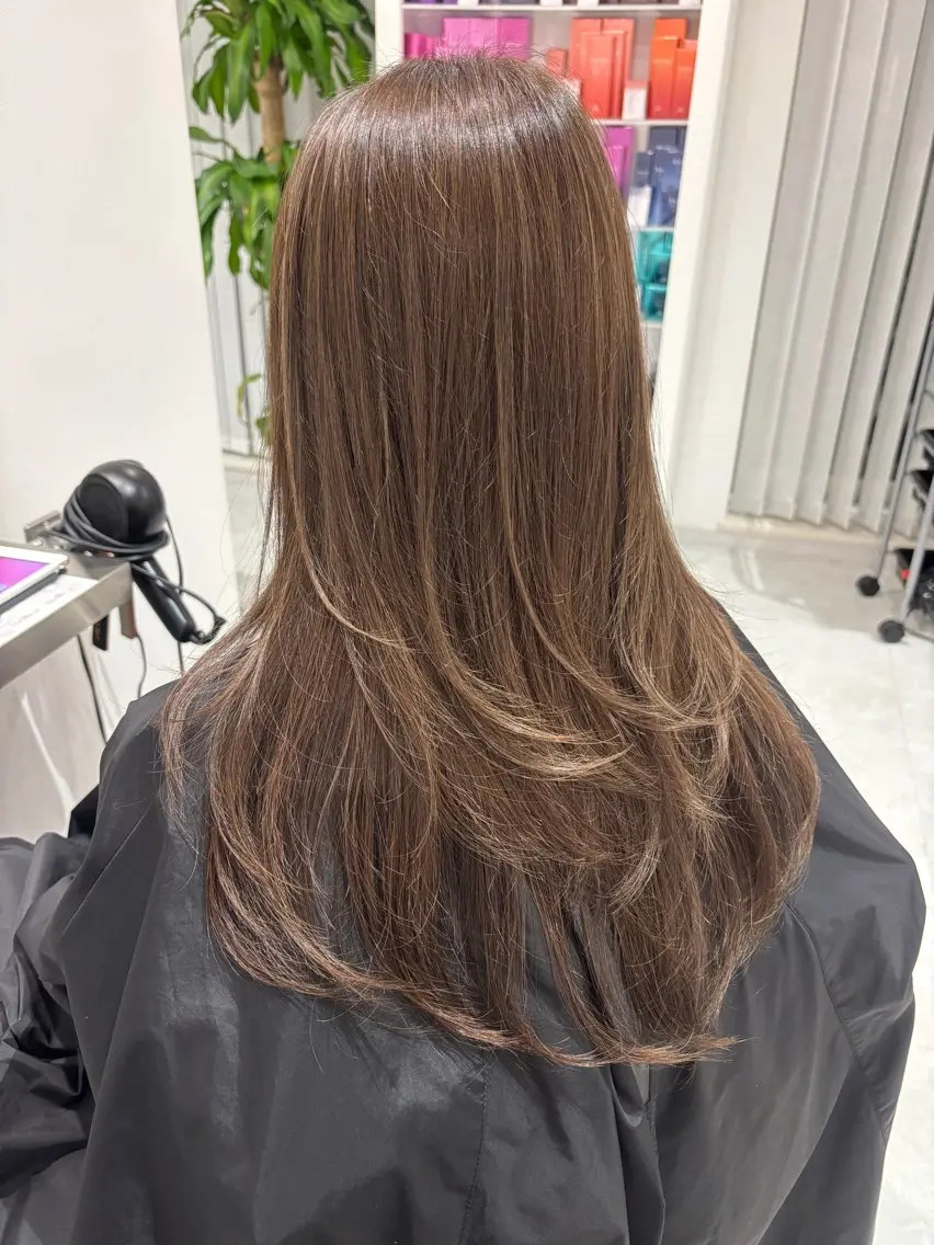 ロング カラー ベージュカラー ブリーチ ブラウンカラー カシス グレージュ カット ヘアカラー トリートメント 🎀韓国ヘア× 透明感カラー🎀正源のヘアスタイル