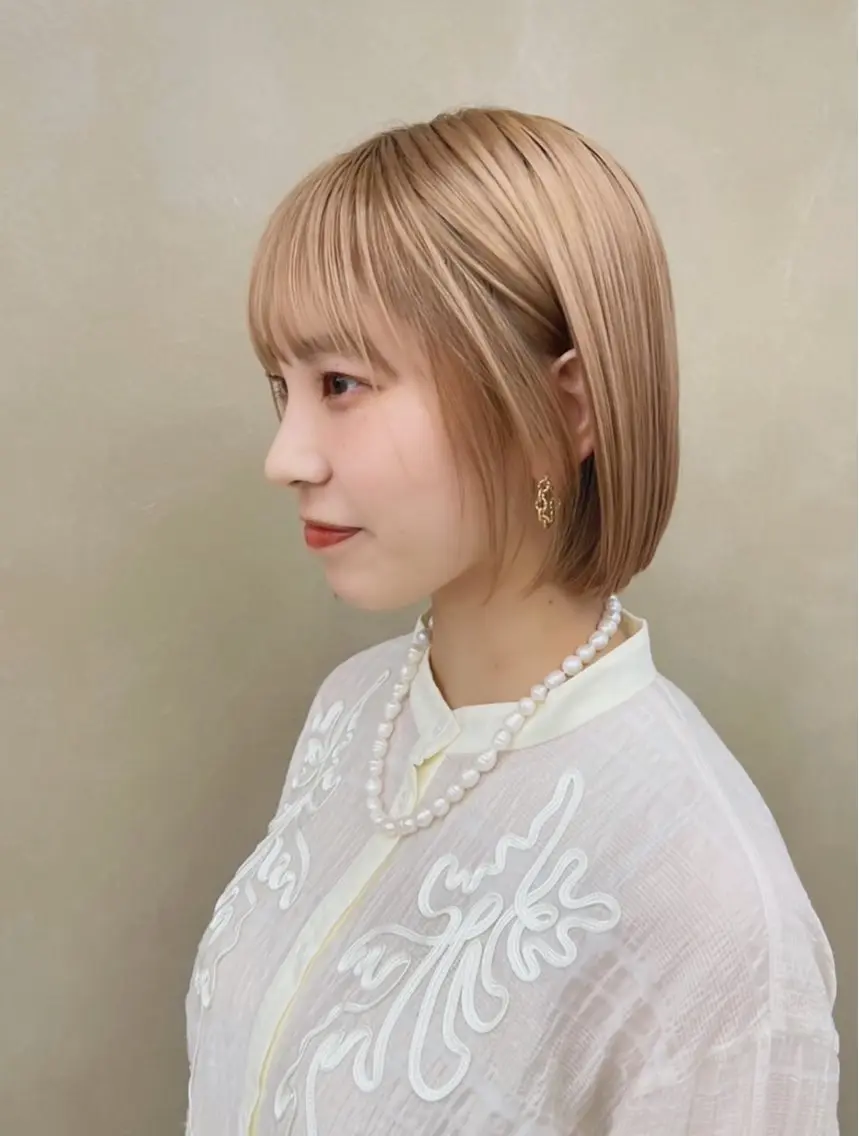 ショート 切りっぱなしボブ ボブ カット レイヤーボブ/ボブ 名駅/縮毛矯正のヘアスタイル