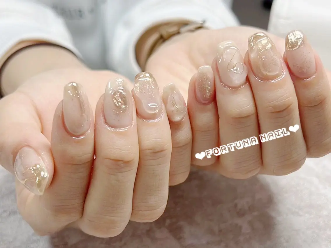 ネイル 持ち込み ニュアンスネイル Nail •Head スパFortunaのネイルデザイン