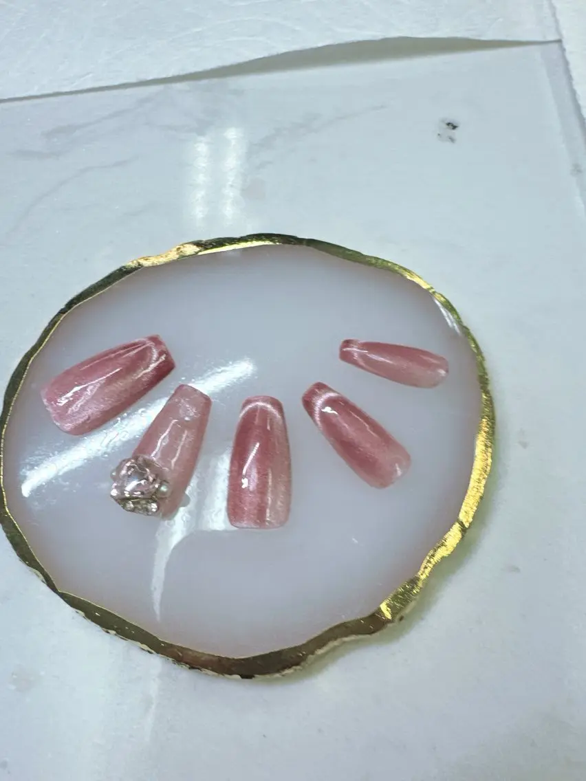 ネイル フレンチネイル ガラスフレンチ マグネットネイル マグネットフレンチ 夏ネイル Queeens nailのネイルデザイン