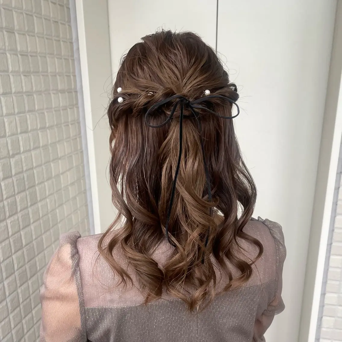 ヘアアレンジ ハーフアップ ヘアセット 銀座：似合わせカラー オリーブ🫒アレンジのヘアスタイル
