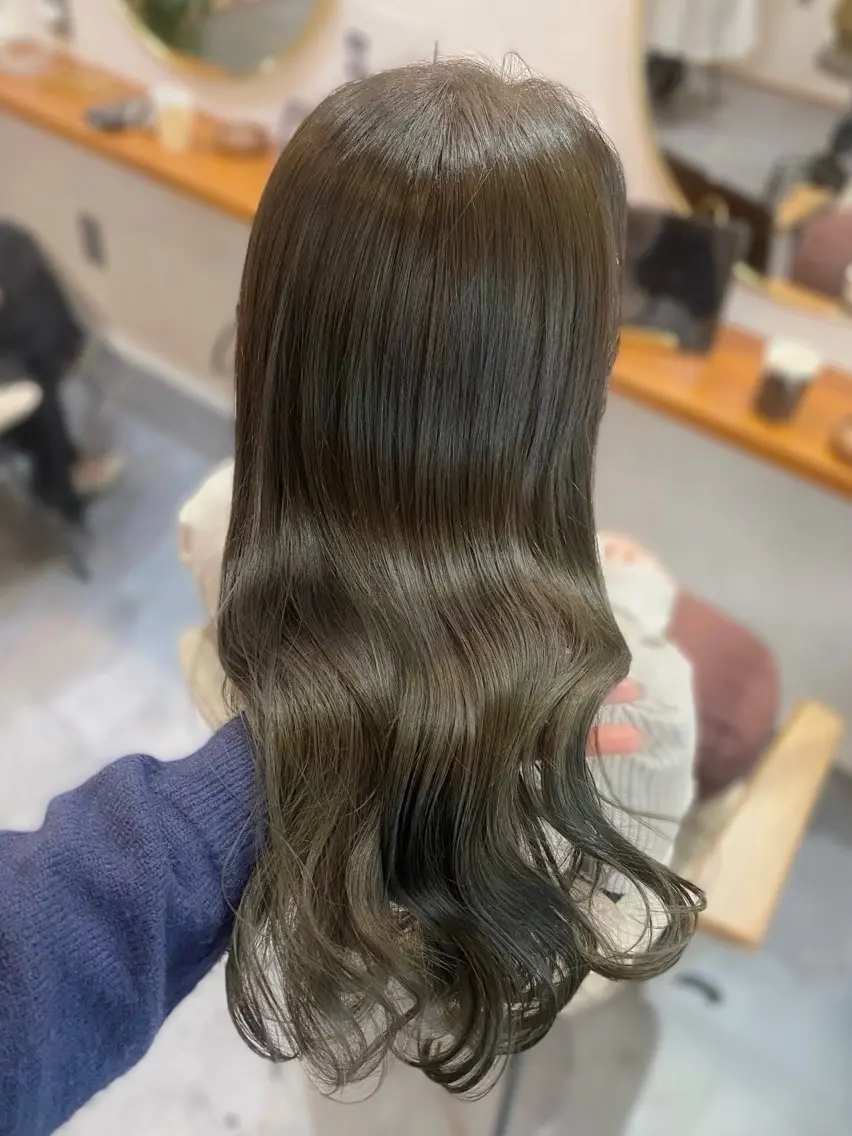 ロング カラー ブリーチ 透明感カラー ダブルカラー ブリーチなしカラー オレンジ 透明感カラー/韓国 ヘア🩶yuri🩵のヘアスタイル