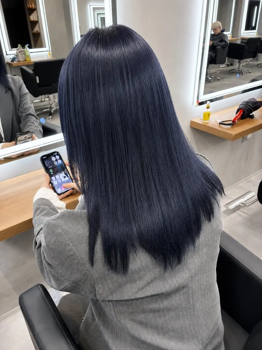 セミロング カラー ラベンダーカラー ネイビーカラー 札幌韓国風ハイトーン 🇰🇷Yutaのヘアスタイル