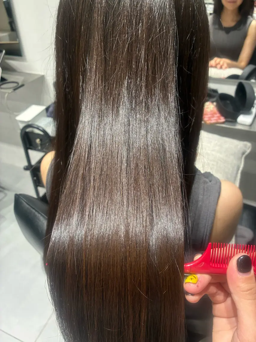 ロング トリートメント FILMS チサトのヘアスタイル