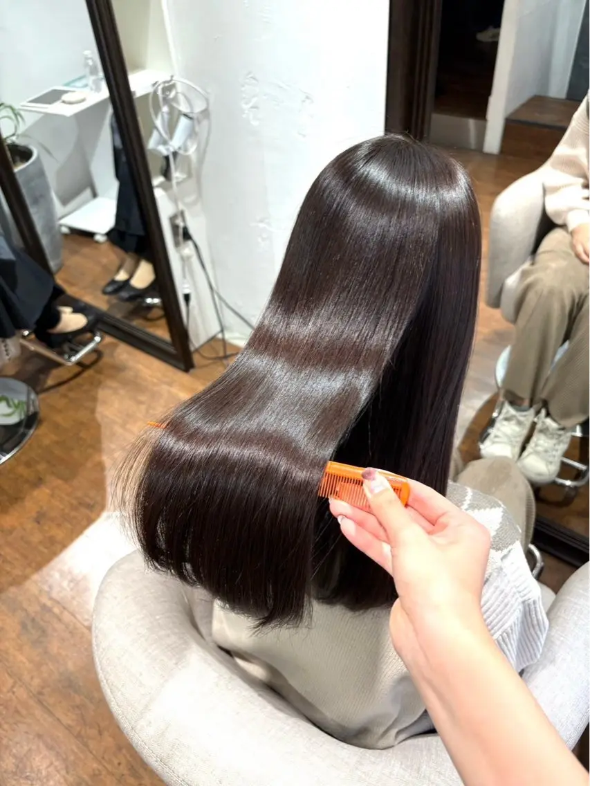 ロング 韓国風カラー 韓国風ヘア ヘアカラー 髪質改善ELSA元町 城内譲のヘアスタイル