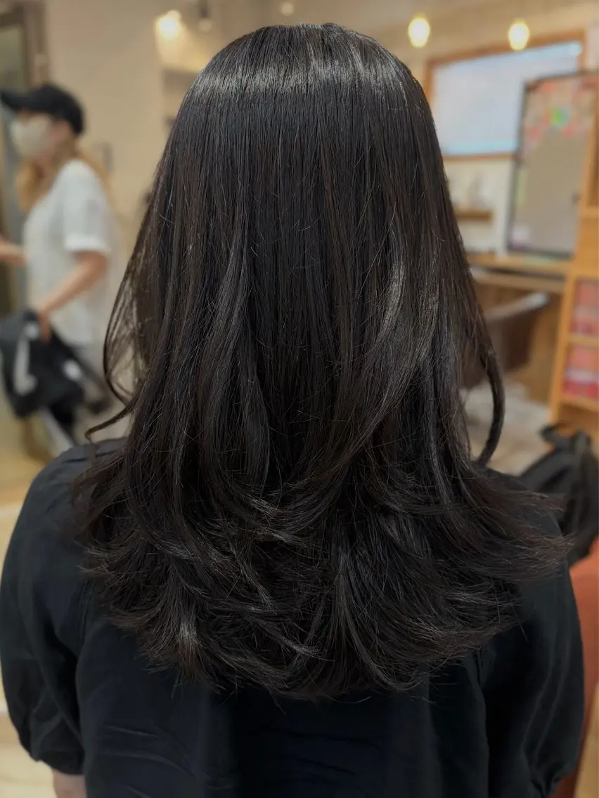 セミロング カラー ブラウンカラー レイヤーカット カット ヘアカラー トリートメント cana 札幌レイヤースタイルのヘアスタイル