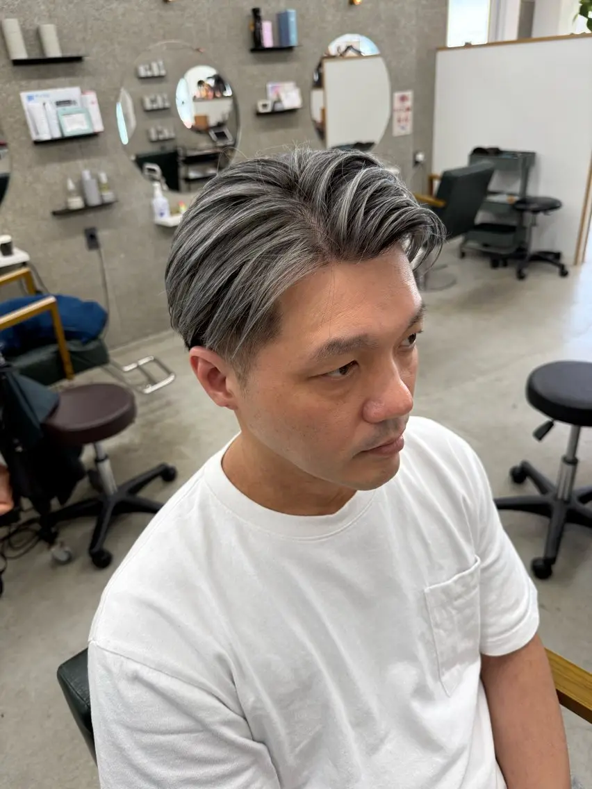 カラー メンズ メンズハイライト ハイライトカラー ヘアカラー 八谷 将平のヘアスタイル