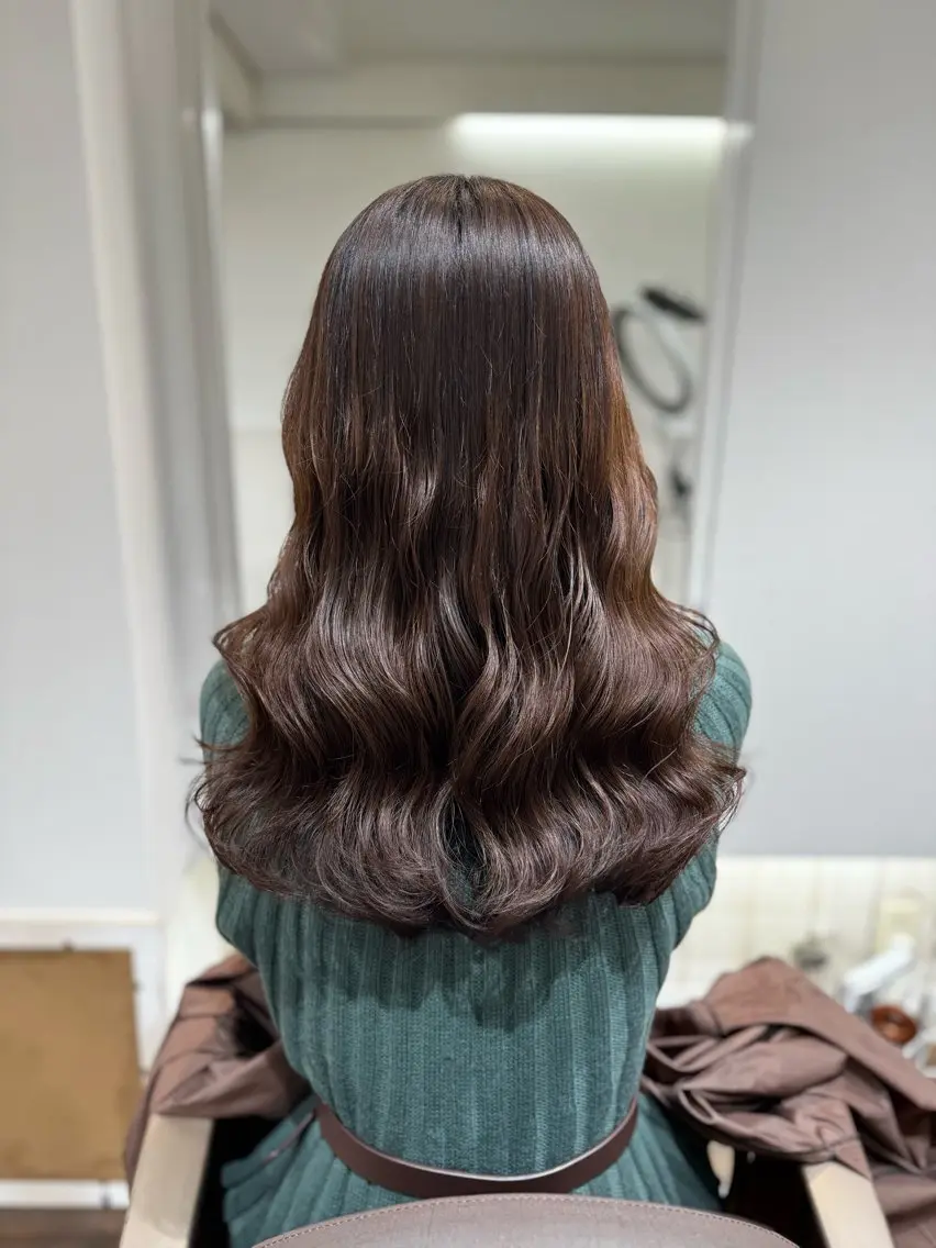 セミロング パーマ 土門 茜のヘアスタイル