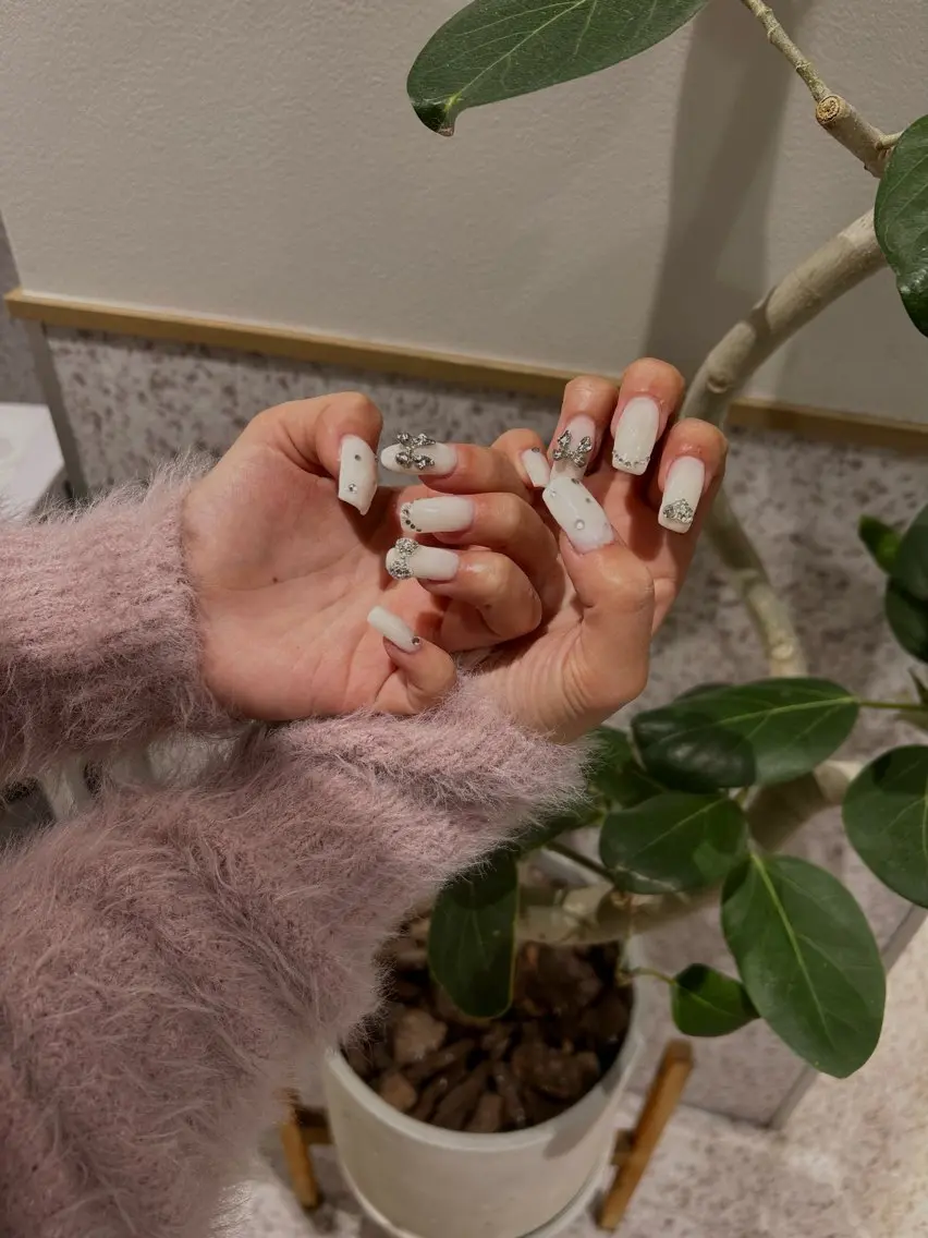 ネイル 成人式 長さ出し 韓国ネイル ショートネイル ♡透明感カラー★ ネイル/しの♡のヘアスタイル