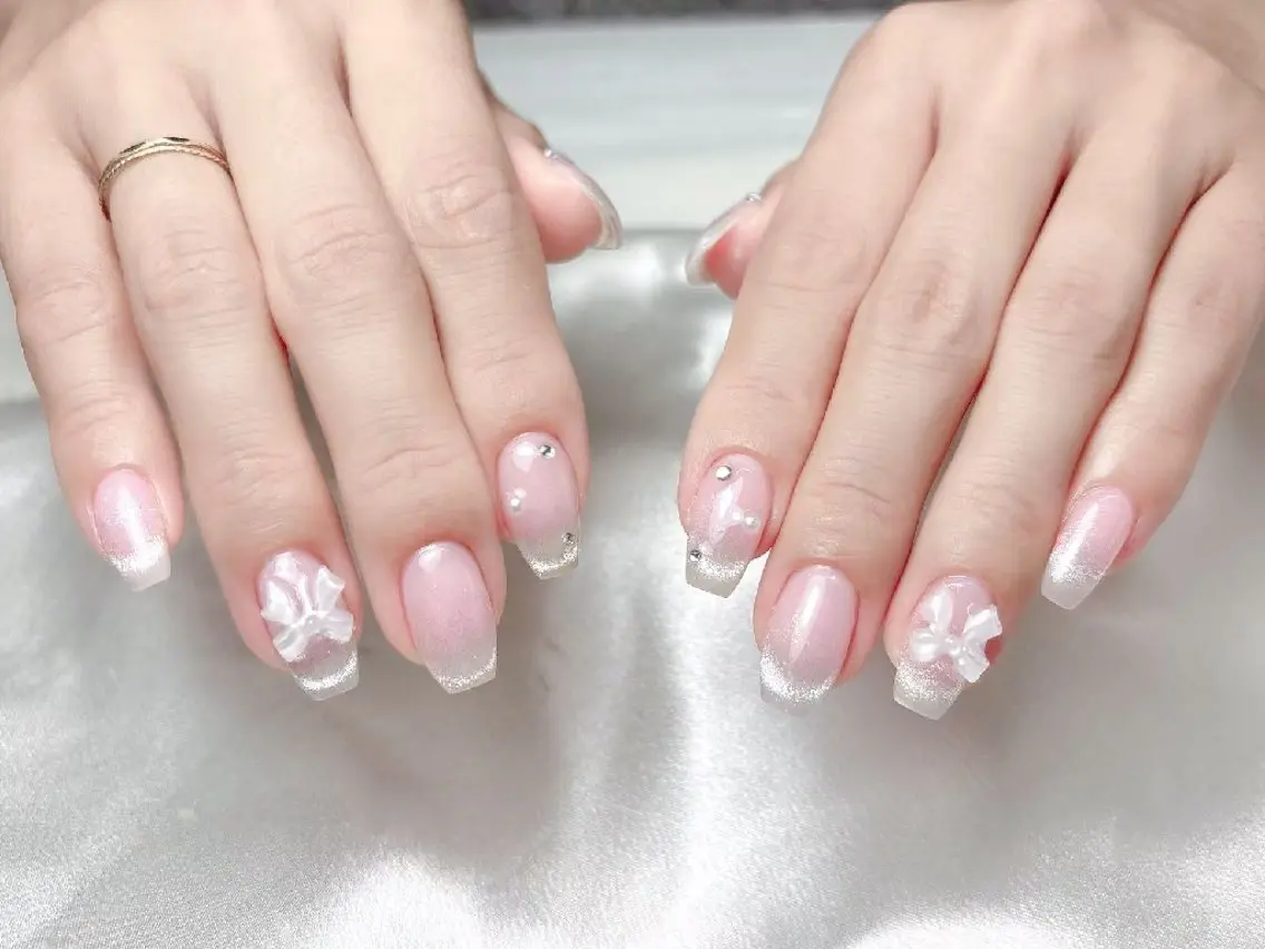 ネイル ENsalon AKIRAのネイルデザイン