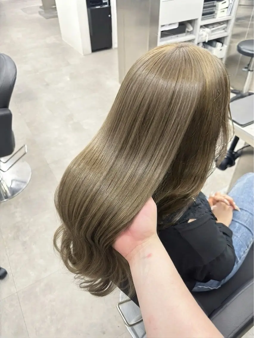 ロング カット ヘアカラー トリートメント 赤み消し/ブリーチ 無しWカラー/りゅうのヘアスタイル
