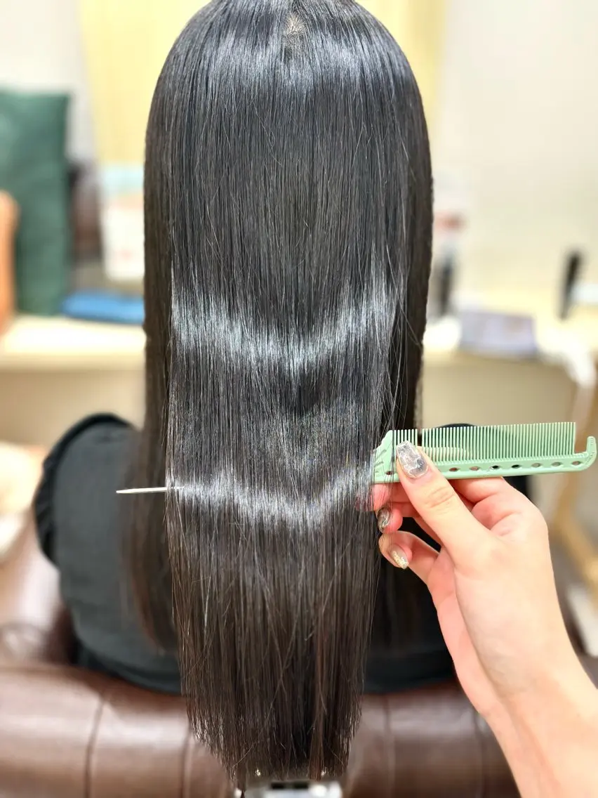 ロング 髪質改善 カット 縮毛矯正 Haruka✄﻿ 透明感カラー🫧🌙のヘアスタイル