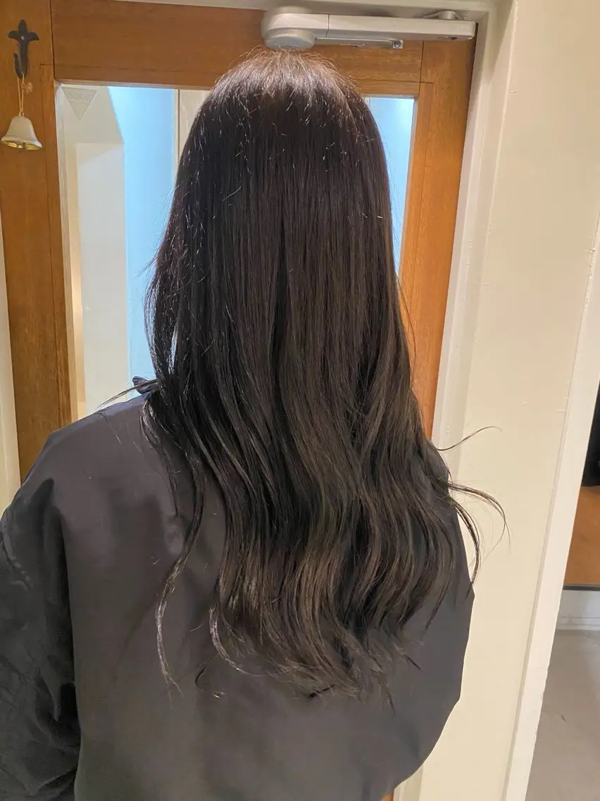 ロング 白崎 珠莉のヘアスタイル