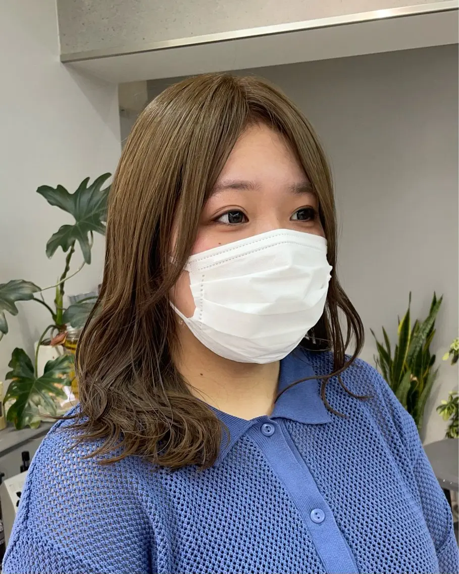 ショート カラー ヘアアレンジ ボブ/透明感ベージュ 🫧クルミ🌟のヘアスタイル