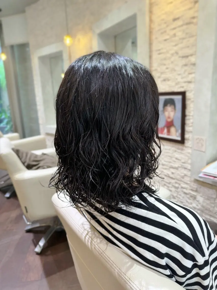 セミロング パーマ セミロングパーマ ボブ 本多 美羽のネイルデザイン