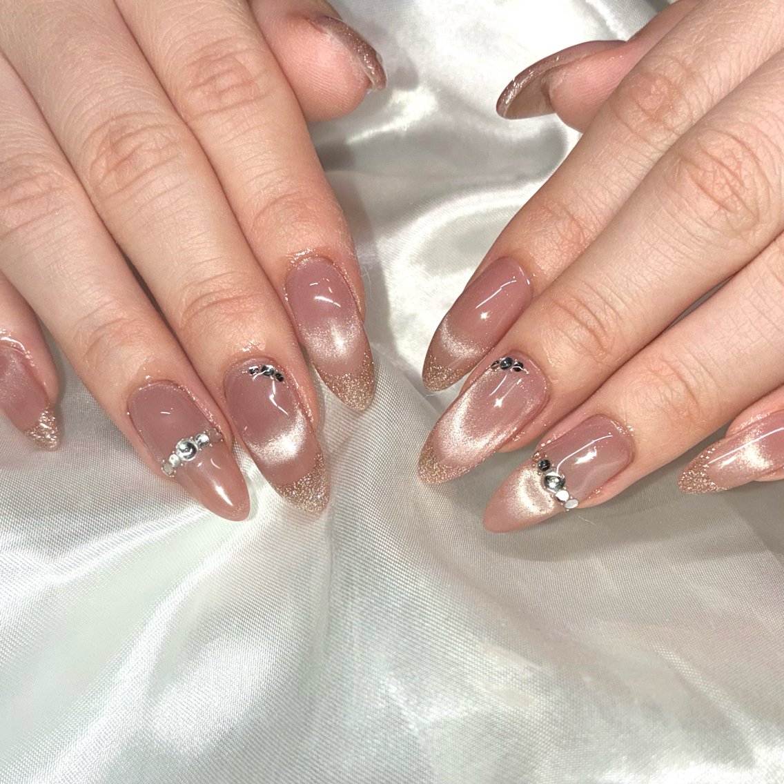ネイル ジェルネイル マグネットネイル ハンドネイル Nail ヌシん家 AKANEのネイルデザイン