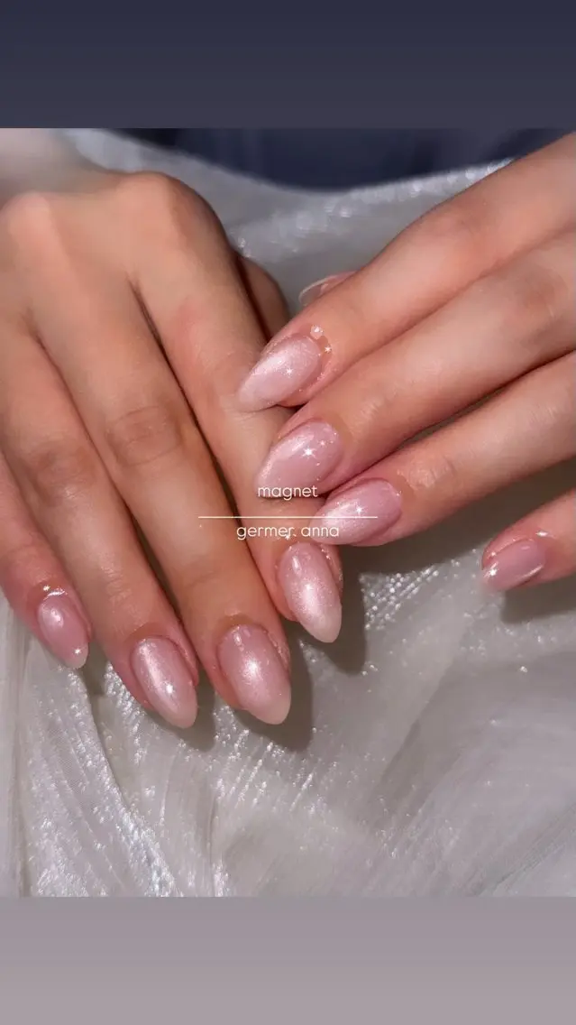 ネイル マグネットネイル シンプルネイル ハンドネイル ハンドケア germer. annaのネイルデザイン
