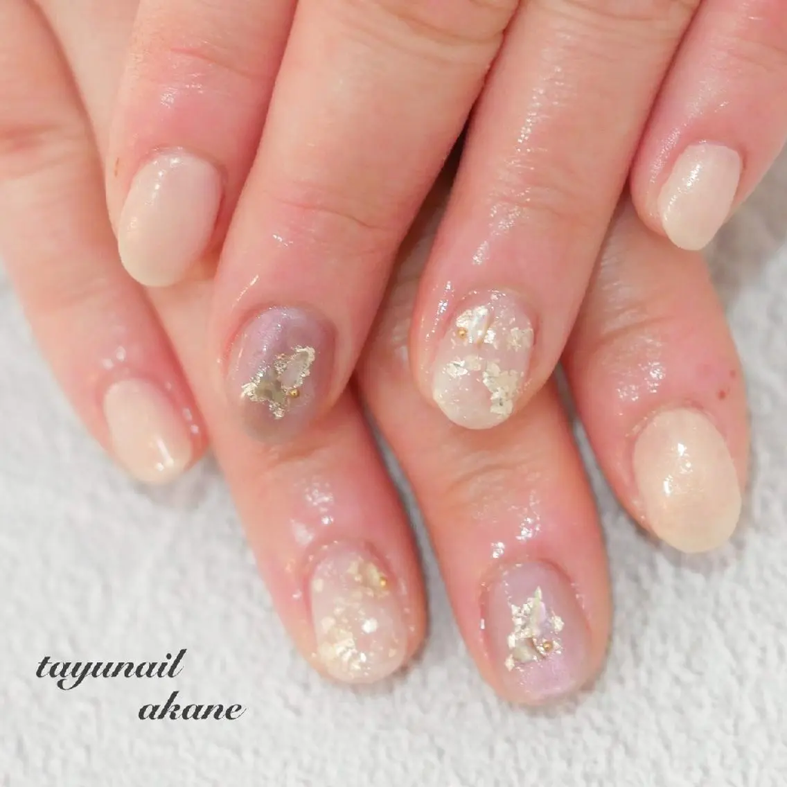 ネイル ブルー ジェルネイル キラキラネイル ニュアンスネイル パラジェル ネイルサロン 【たゆnail】のネイルデザイン