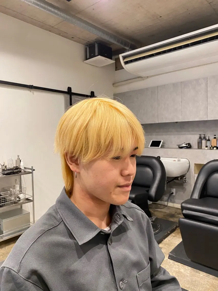 カラー メンズ メンズブリーチ ブリーチ 💈メンズカット 中野💈志賀 隼樹のヘアスタイル