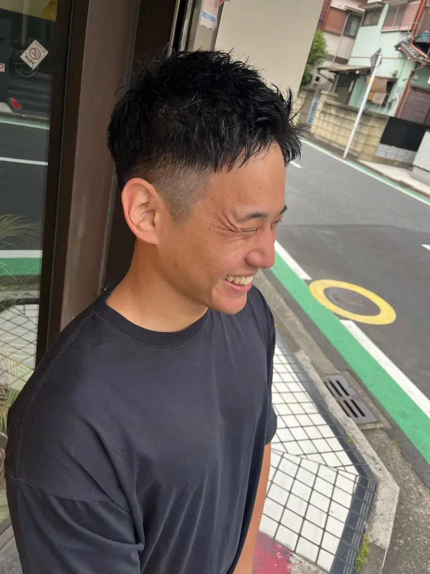 ショート メンズ カット 関 紫雲（ｾｷﾚﾝｹﾞ）のヘアスタイル