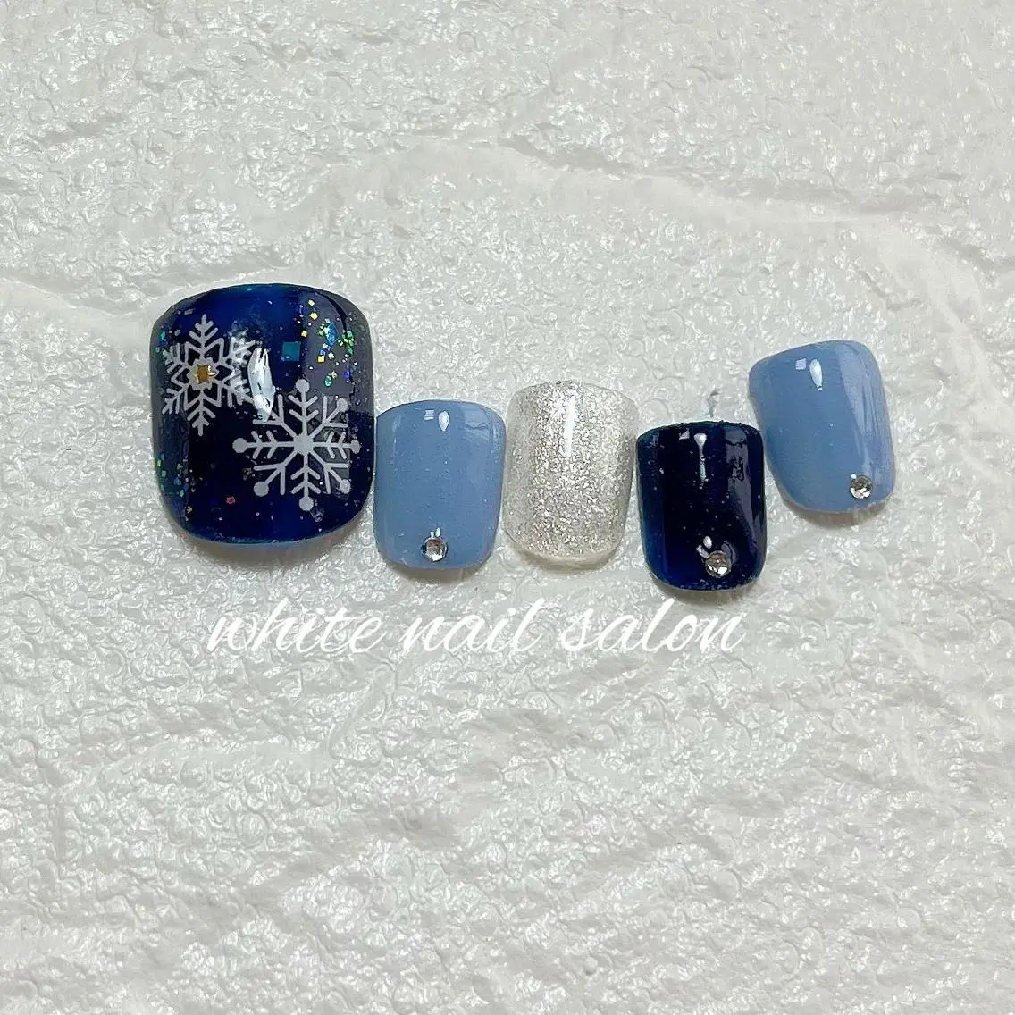 ネイル フットネイル ジェルネイル ハードジェル ラメ(グリッター) 持ち込み フットネイル white nail salonのネイルデザイン