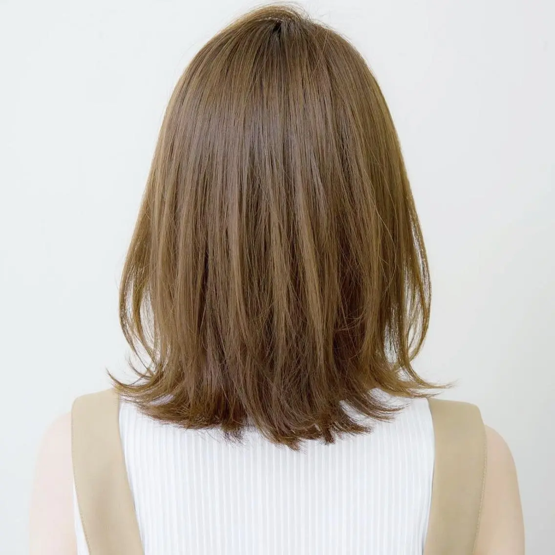 ミディアム カラー ショートボブ ブリーチ ハイライトカラー ハイトーンカラー ボブ カット ヘアカラー トリートメント 大人可愛いショート 原田美千留のヘアスタイル