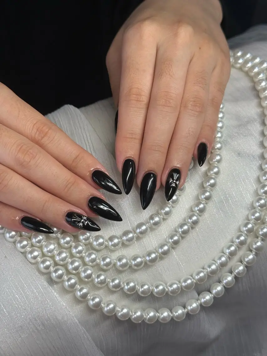 ネイル アートネイル オーロラネイル チークネイル 長さ出し フットネイル ハンドネイル 銀河_ Chan nailsのネイルデザイン