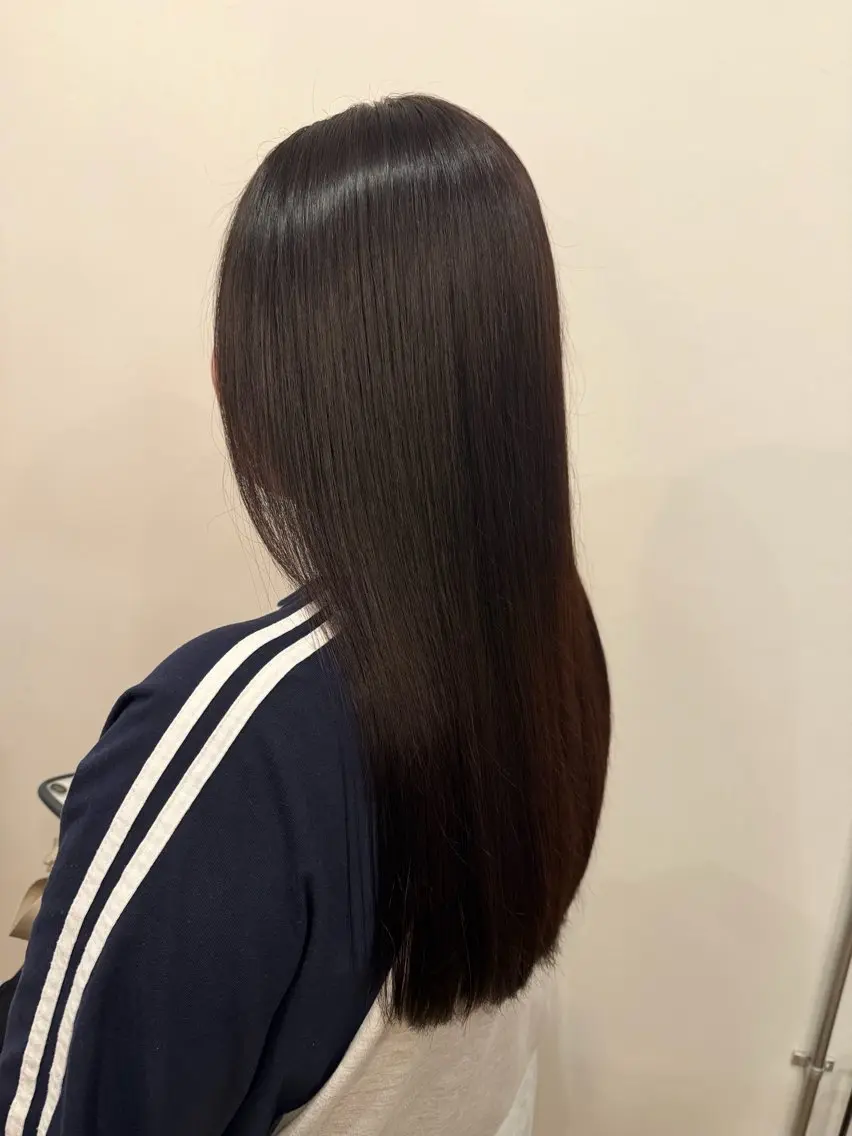 カラー ブラウンカラー ダークブラウン ヘアカラー La Coeur AKIのヘアスタイル