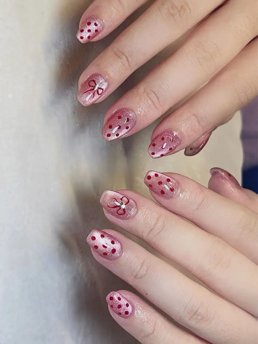 ネイル マグネットネイル リボン Minami Nailのネイルデザイン