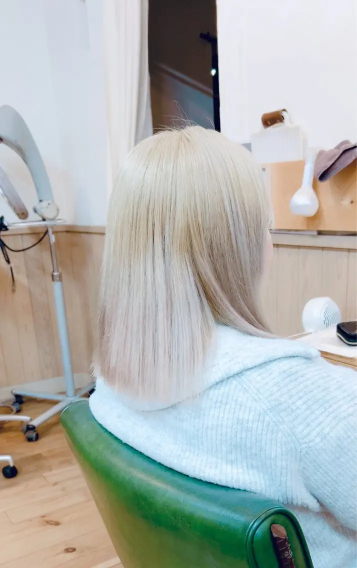 ミディアム カット ヘアカラー 林 エリのヘアスタイル