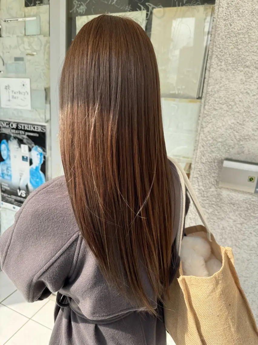 ロング カラー ベージュカラー ヘアカラー トリートメント 椎葉 祐也のヘアスタイル